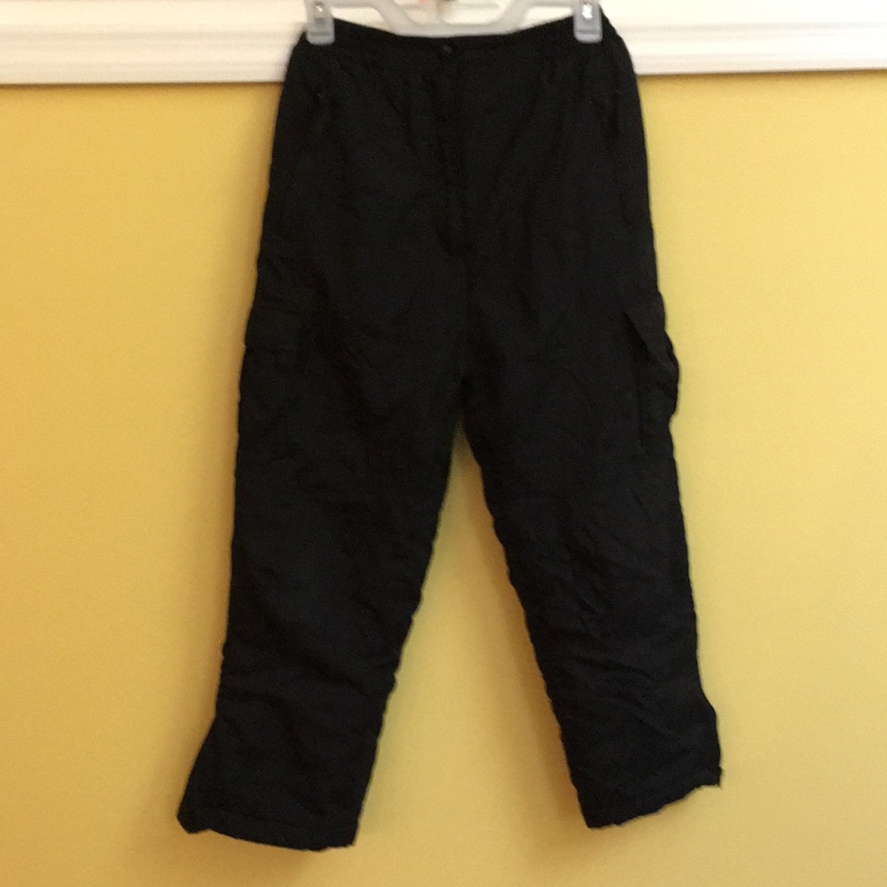 Snow pants.